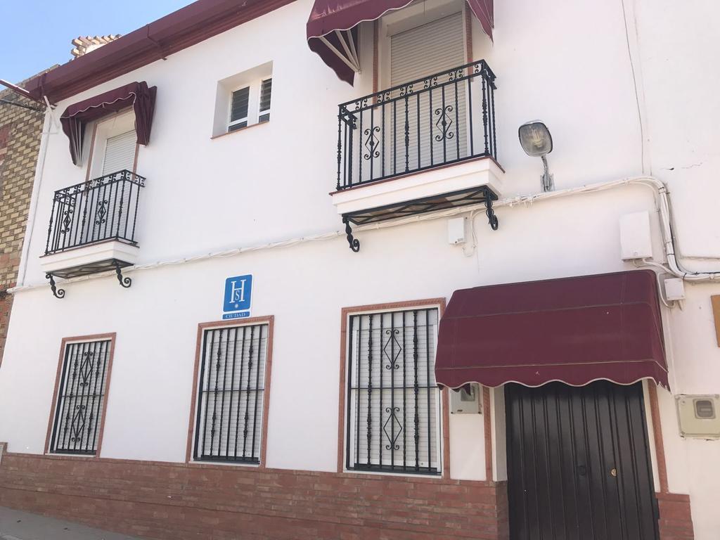 Hostal Bar San Pedro Mairena De Alcor Zewnętrze zdjęcie