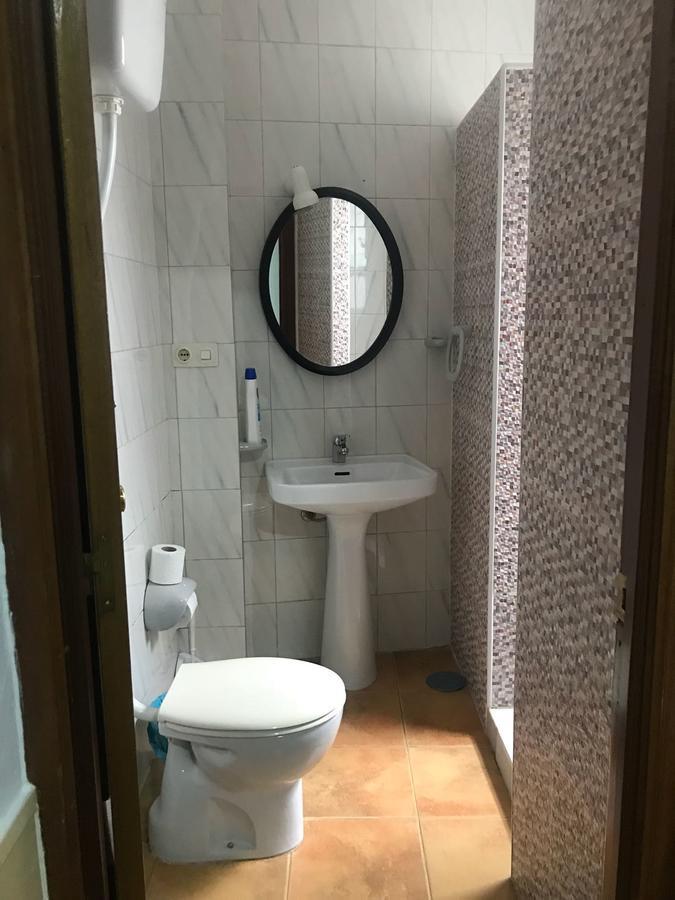 Hostal Bar San Pedro Mairena De Alcor Zewnętrze zdjęcie